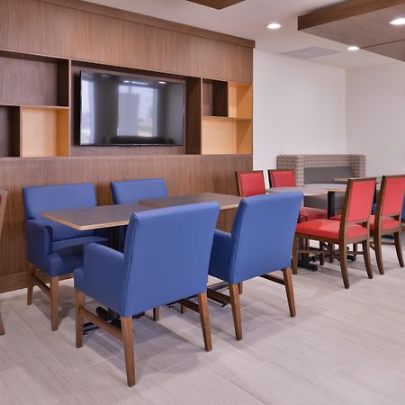 Holiday Inn Express Hotel And Suites Mesquite By Ihg Экстерьер фото