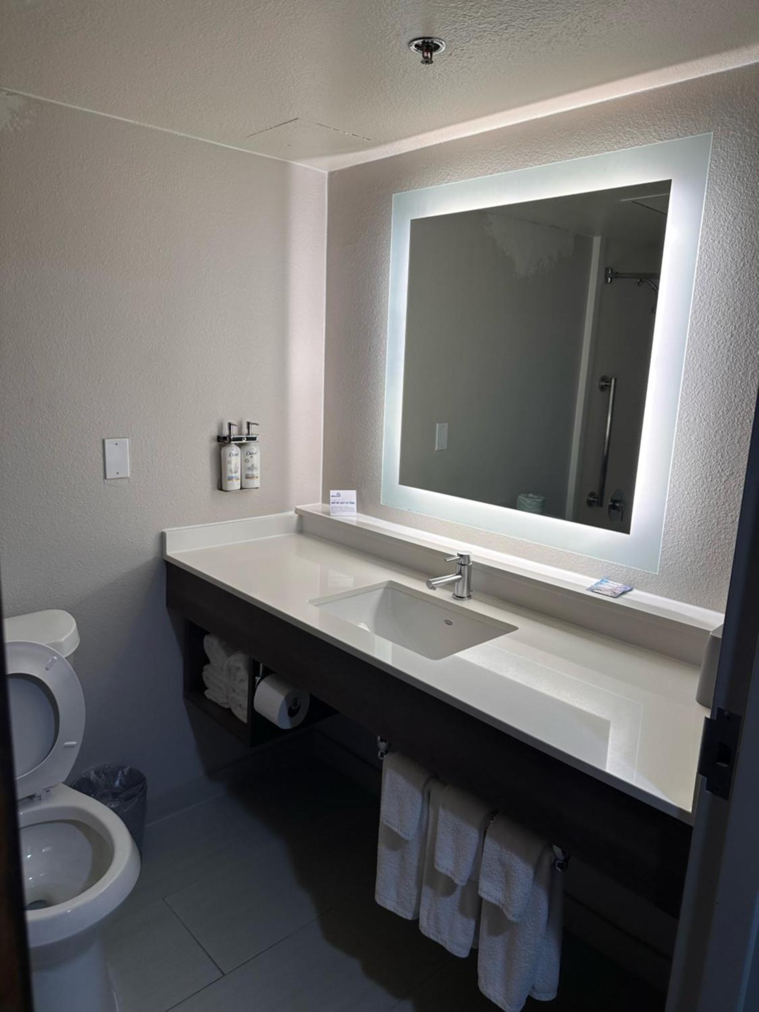 Holiday Inn Express Hotel And Suites Mesquite By Ihg Экстерьер фото